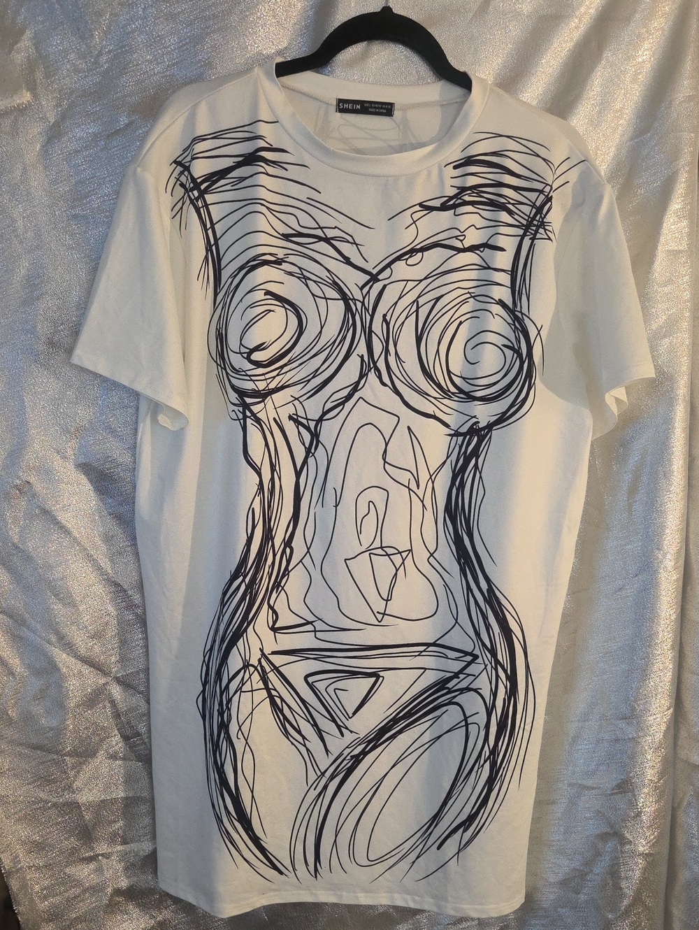 SHEIN White Short-Sleeve Tee with Black Abstract Body Outline